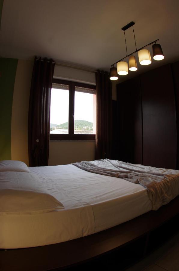 Pozzo Sella Aparthouse - Tramonto Sulla Miniera 伊格莱西亚斯 外观 照片