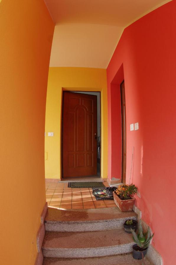 Pozzo Sella Aparthouse - Tramonto Sulla Miniera 伊格莱西亚斯 外观 照片